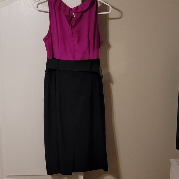 Dress - Picture 3 of 4